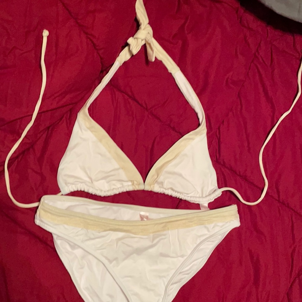 Victoria’s Secret halter bikini